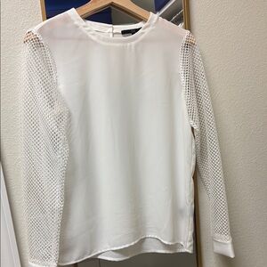 Elegant White Mesh Sleeve Top